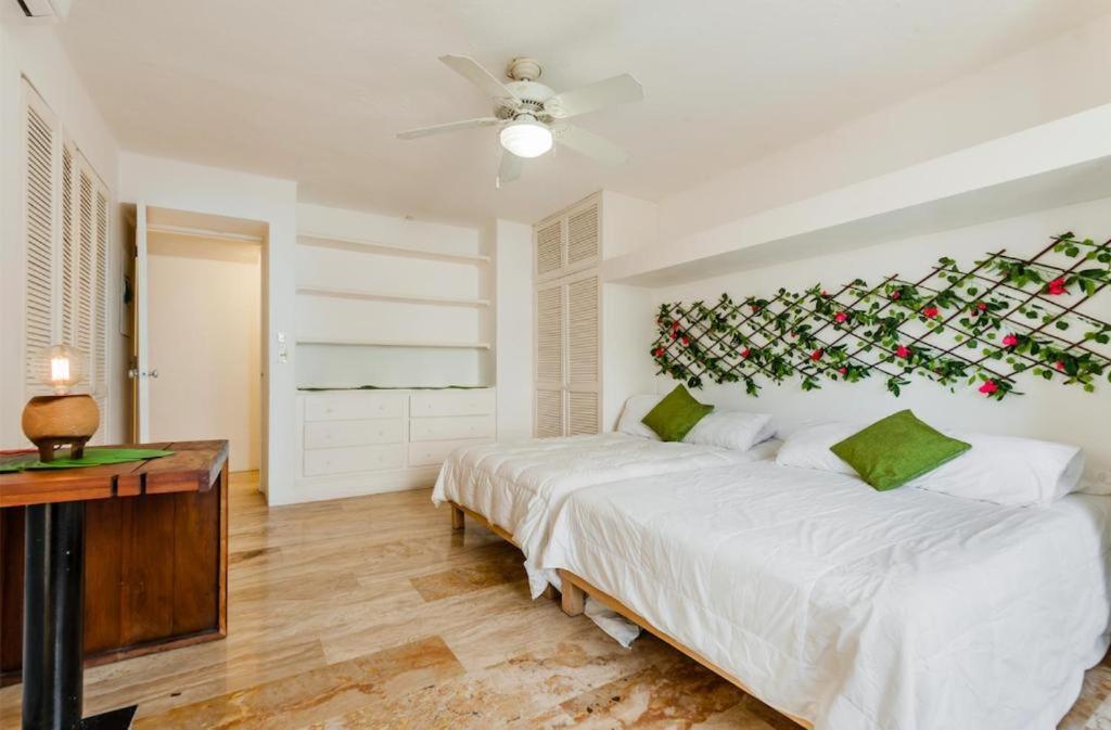 Amazing Location & Great Price Apartment Cancun Bagian luar foto